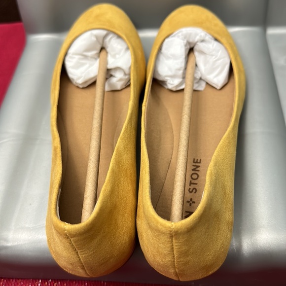 NIB Sun + Stone Eliana Women's Flats size 6. Sunflower. - Picture 3 of 6